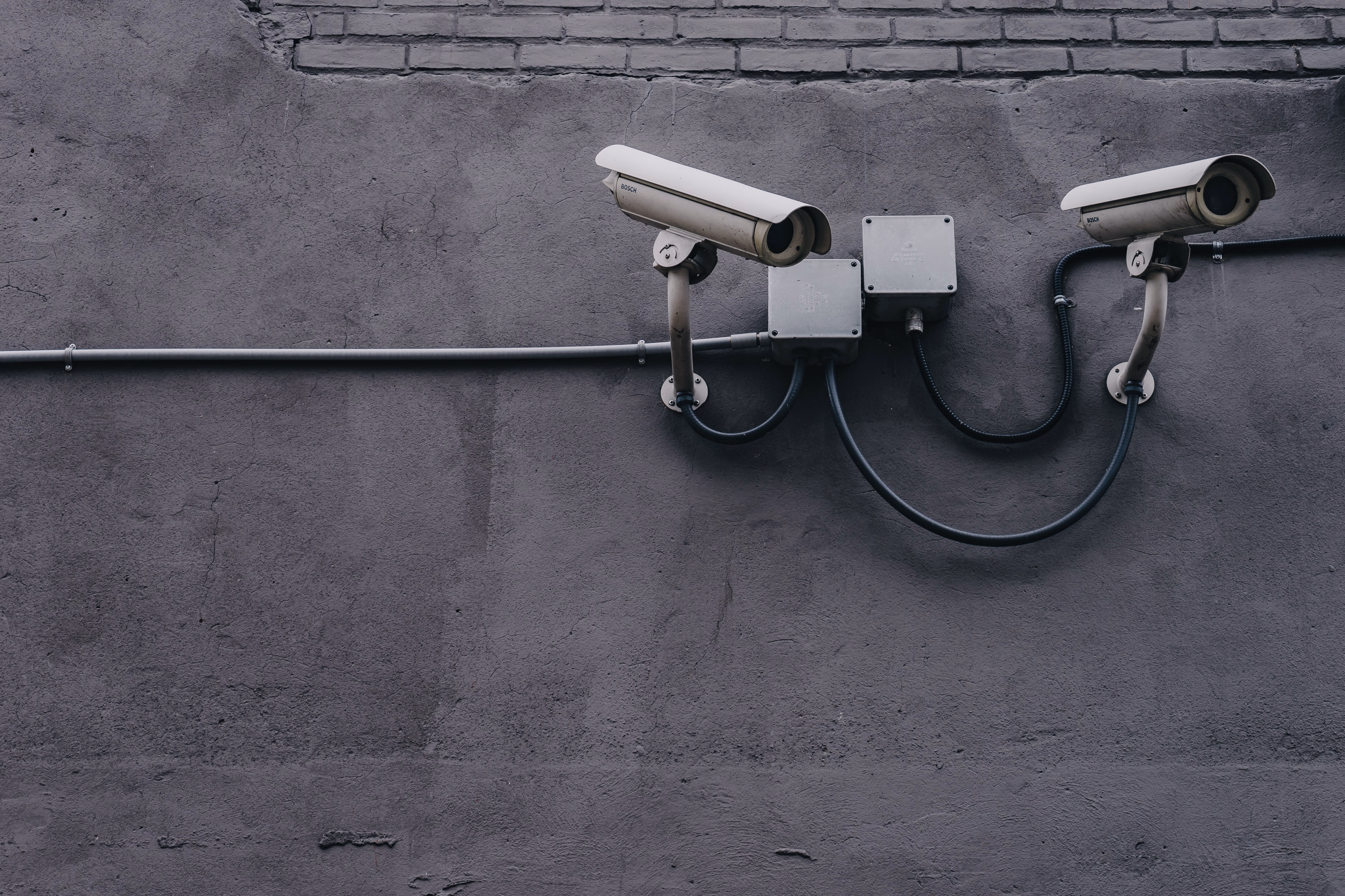 Sistema de seguridad y alarmas